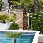 Villa Mali Raj *