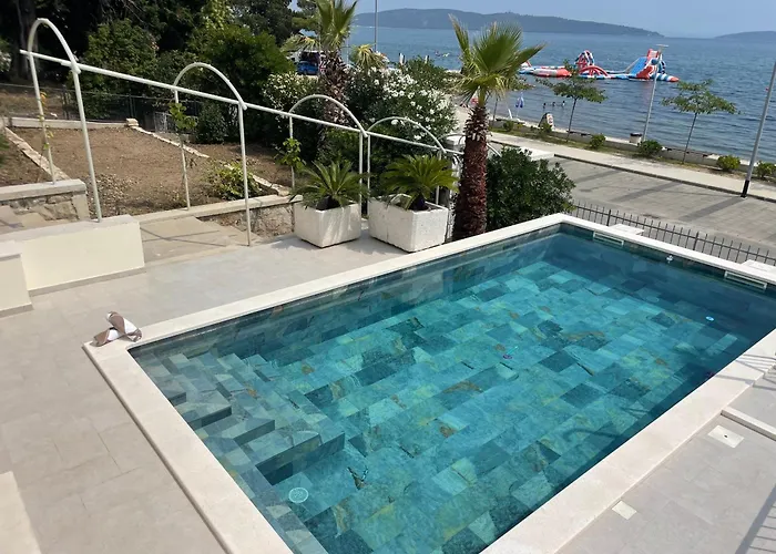 Villa Mali Raj Kaštela